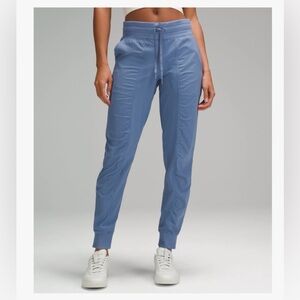 Lululemon Dance Studio Mid-Rise Jogger *Full Length